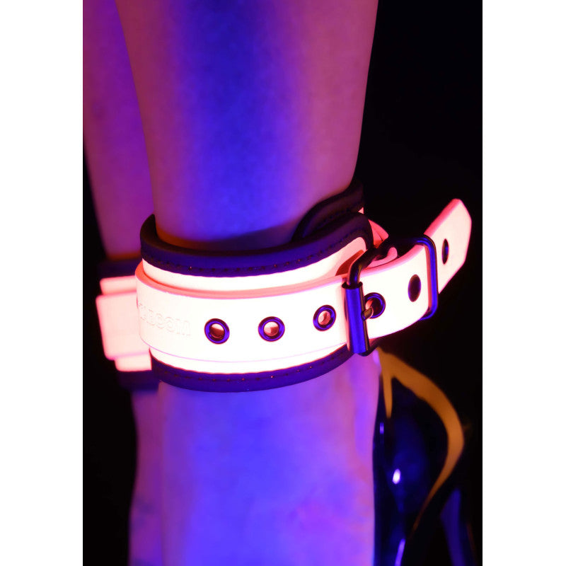 Bracelets de cheville BDSM fluo 